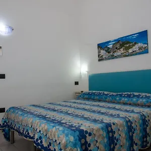  Apartamento Palazzo Carafa Della Spina Itália
